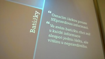 Druhý den hrajeme batůžky, nastavujeme třídní pravidla