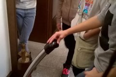 Největší úspěch ale mělo "čistidlo bot".