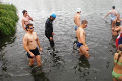 Start plavců.
