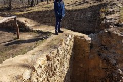 "Je to docela podstatné místo protože na ten hrádek zaútočili husité a hodně dlouho na hrádek stříleli prakama dokud se ti v hrádku nevzdali."