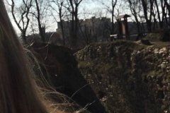 "Byla jsem se podívat na Novém hradě u Kunratic- V lednu roku 1421 byl Husity dobyt."