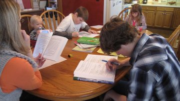 Zadání úkolů pro domácí práci v době uzavření školy ( 7.A)